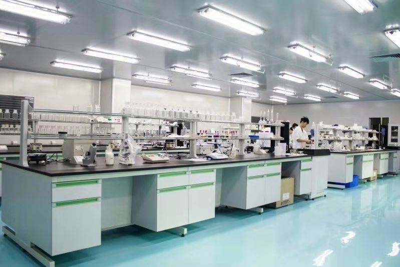 選擇實(shí)驗(yàn)室超純水機(jī)時(shí)需要考慮哪些因素，超純水機(jī)定制費(fèi)用多少？